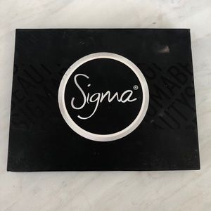 USED Sigma Eyeshadow Palette